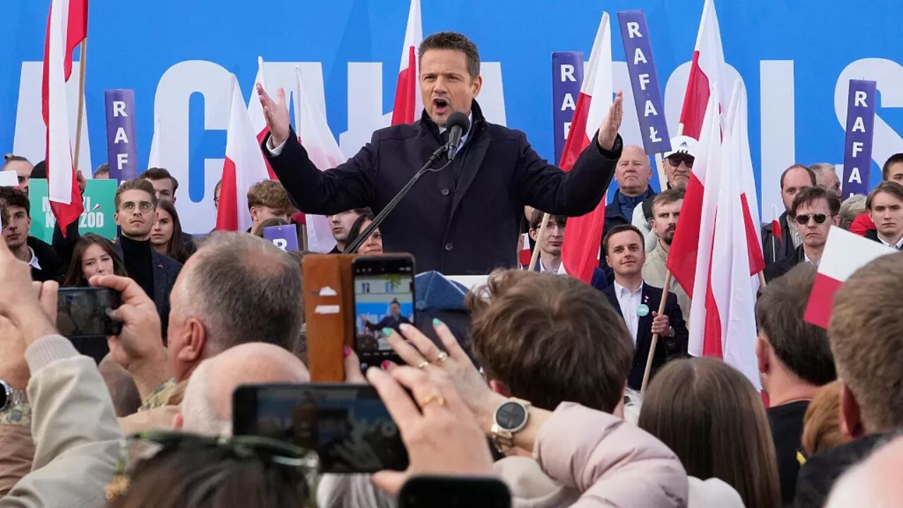 Polonya Başbakanı Tusk: Seçim öncesi Rus siber saldırıları gerçekleşti