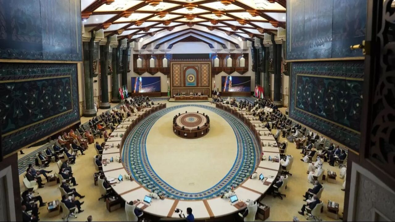 Bağdat'taki Arap Zirvesi'nde Gazze, Suriye ve Sudan için sert açıklama