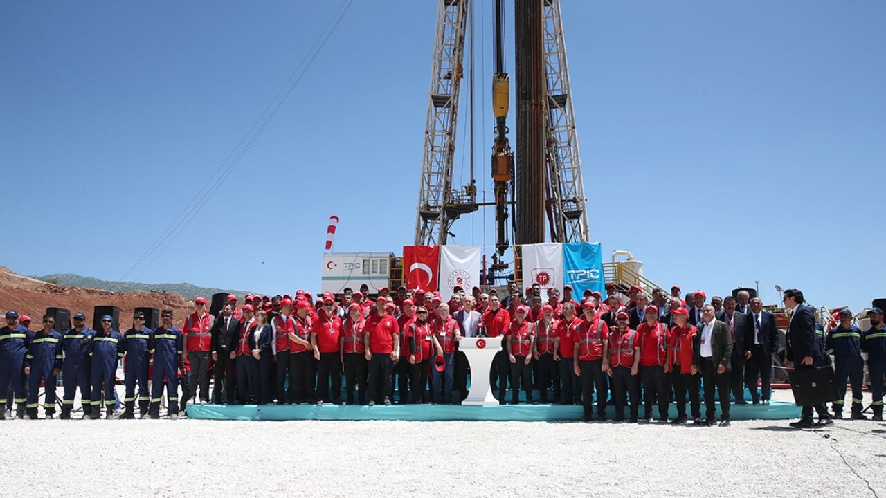 Bakan Bayraktar'dan 'Gabar petrolü' açıklaması