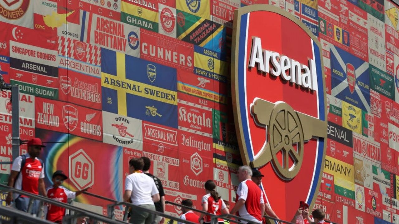 Arsenal, kulüp çalışanını İsrail karşıtı paylaşımları gerekçesiyle kovdu