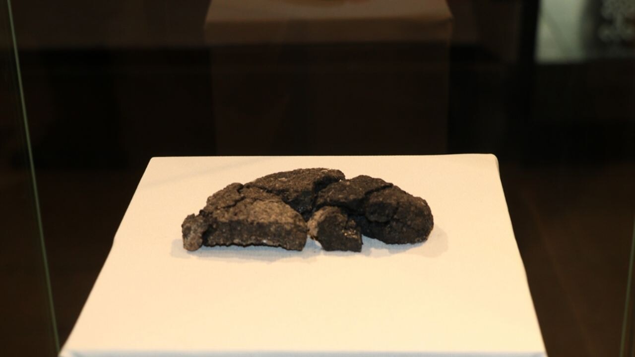 Eskişehir'de 5 bin yıllık ekmek bulundu... Yeniden yapılacak