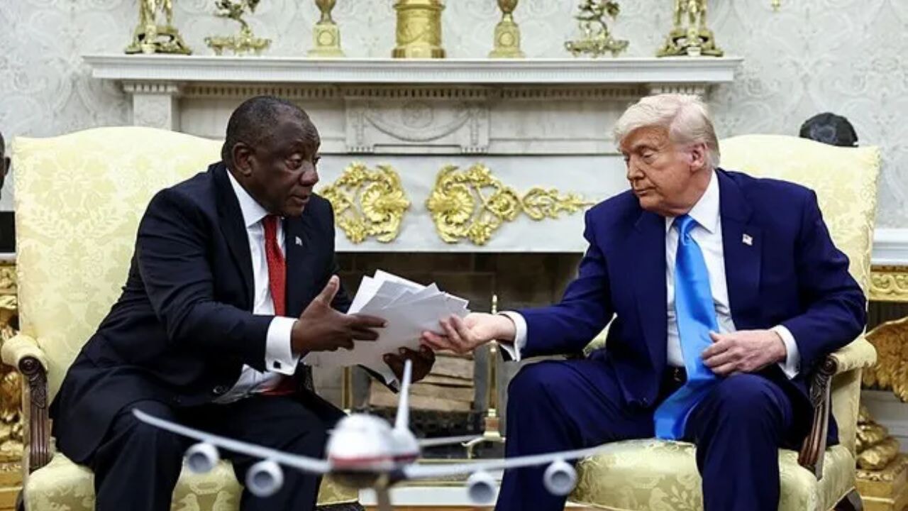Trump ile Ramaphosa'nın görüşmesine 'beyaz çiftçilere soykırım' iddiası damga vurdu