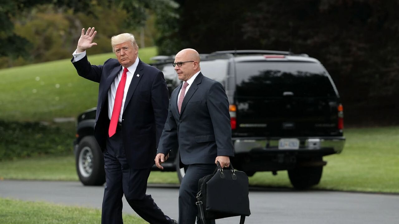 Trump, 'ABD Derin Devlet'ini biçti!