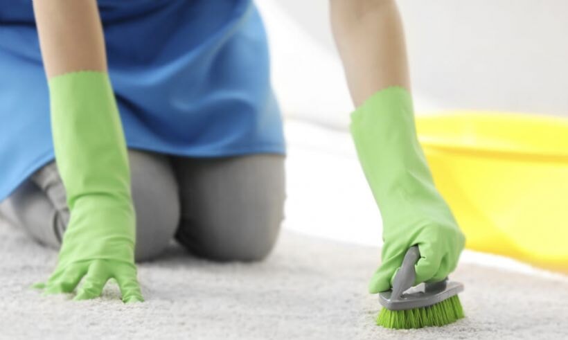 Halıdaki sararma nasıl geçer? Yıkandıktan sonra ve yıkama esnasında halıdan neden sarı su gelir?