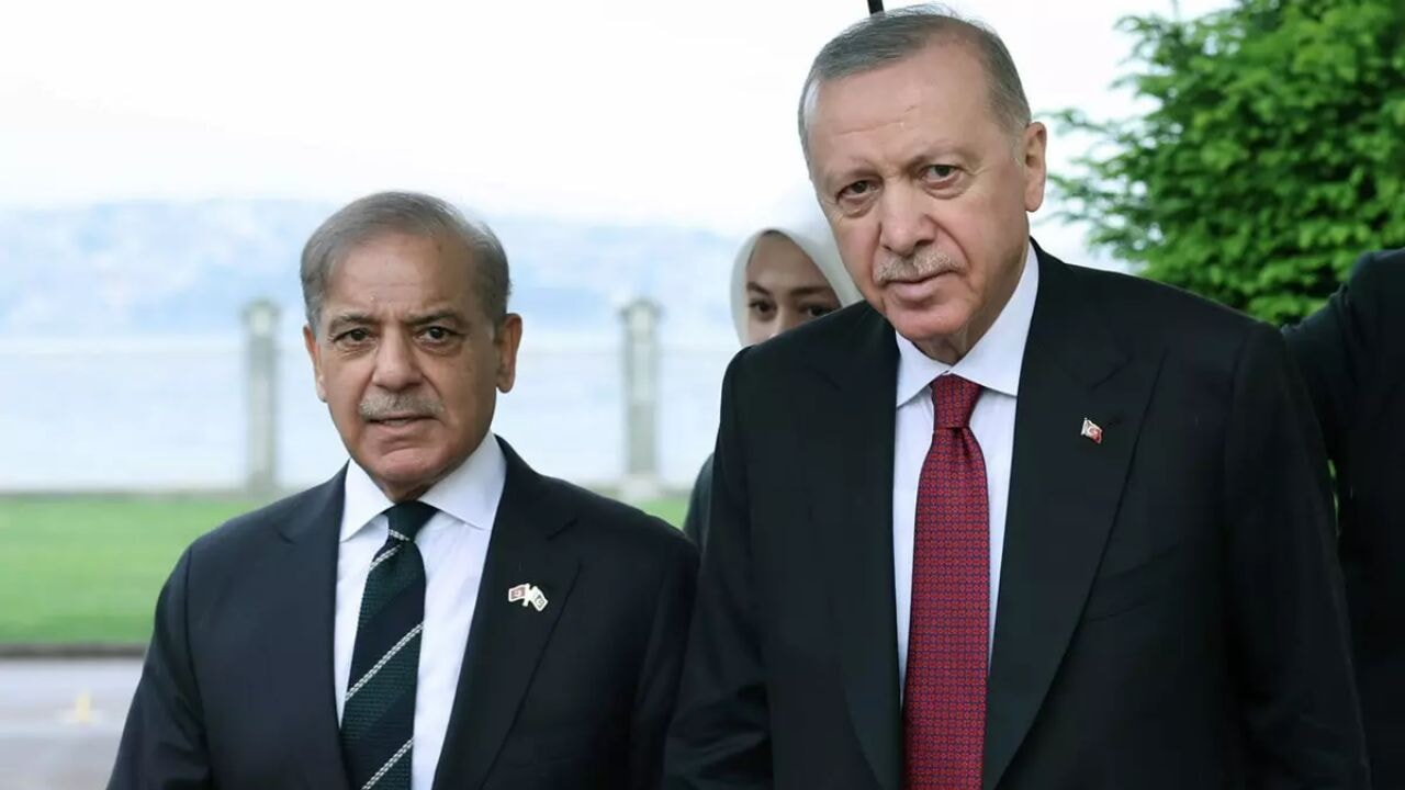 Şahbaz Şerif'ten Erdoğan'a övgü: Pakistan-Türkiye kardeşliği güçleniyor