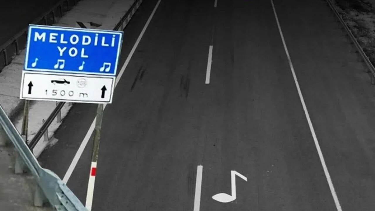 Minibüs ile kamyonet çarpıştı, ortalık savaş alanına döndü!