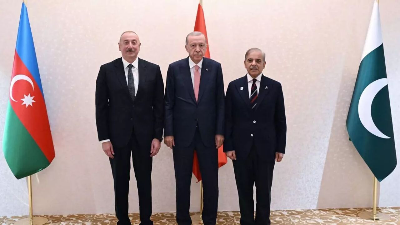 Erdoğan, Aliyev ve Şerif aynı karede: Dünyaya Karabağ'dan mesaj!