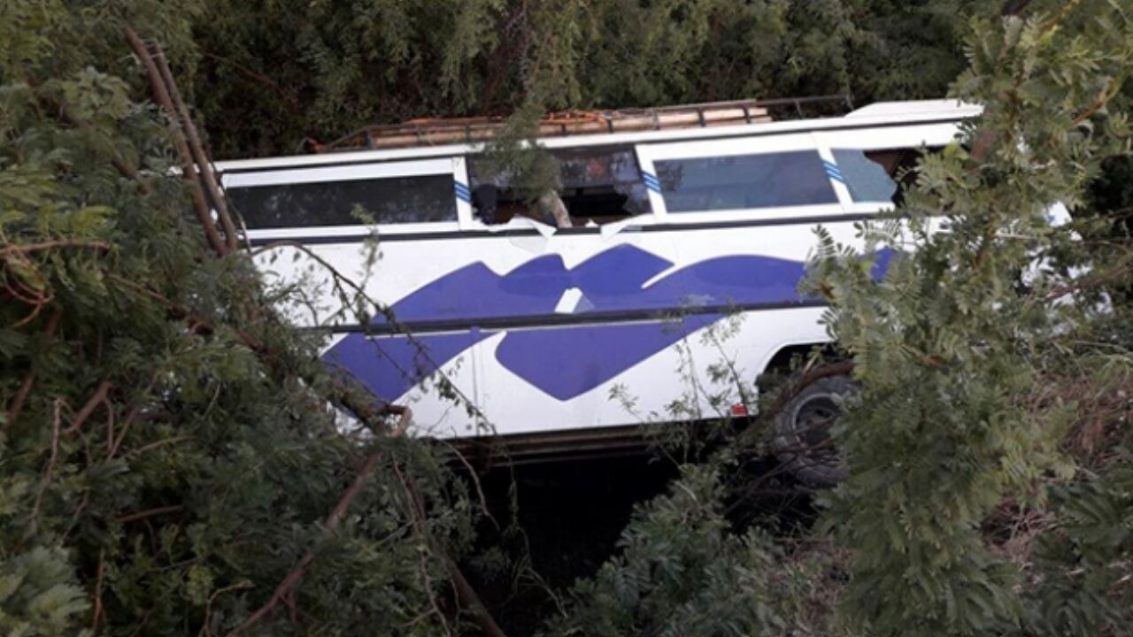 Hatay Antakya-İskenderun yolunda midibüs kazası: Çok sayıda yaralı