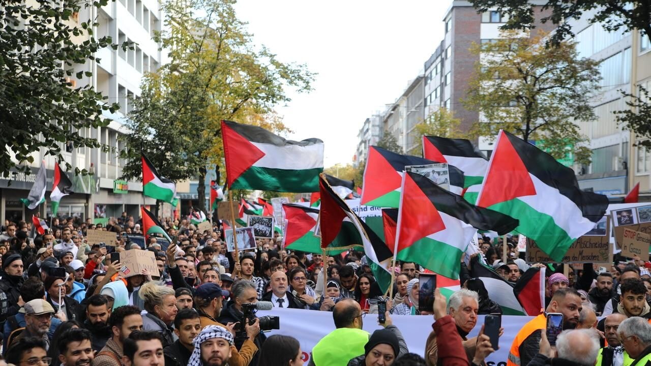 Almanya'daki ünlülerden hükümete Gazze mektubu
