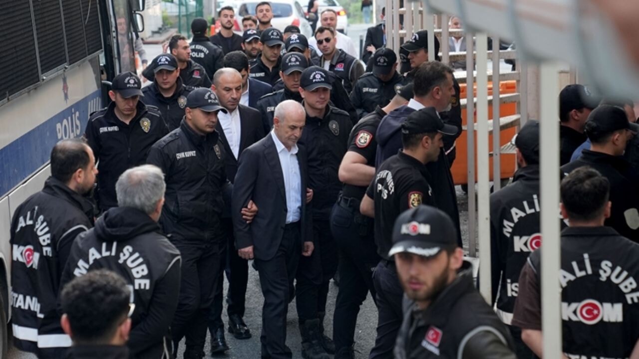 İçişleri Bakanlığı CHP'li başkanların görevden uzaklaştırıldığını açıkladı