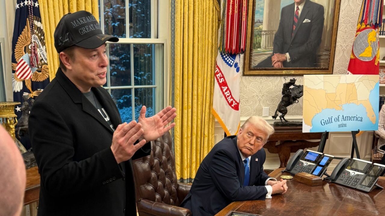 Elon Musk'tan 'yeni parti' paylaşımı