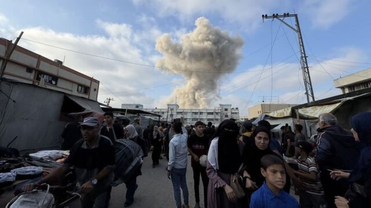 Gazze'de Hayat Kampı'na İHA saldırısı: Çok sayıda kadın ve çocuk şehit oldu