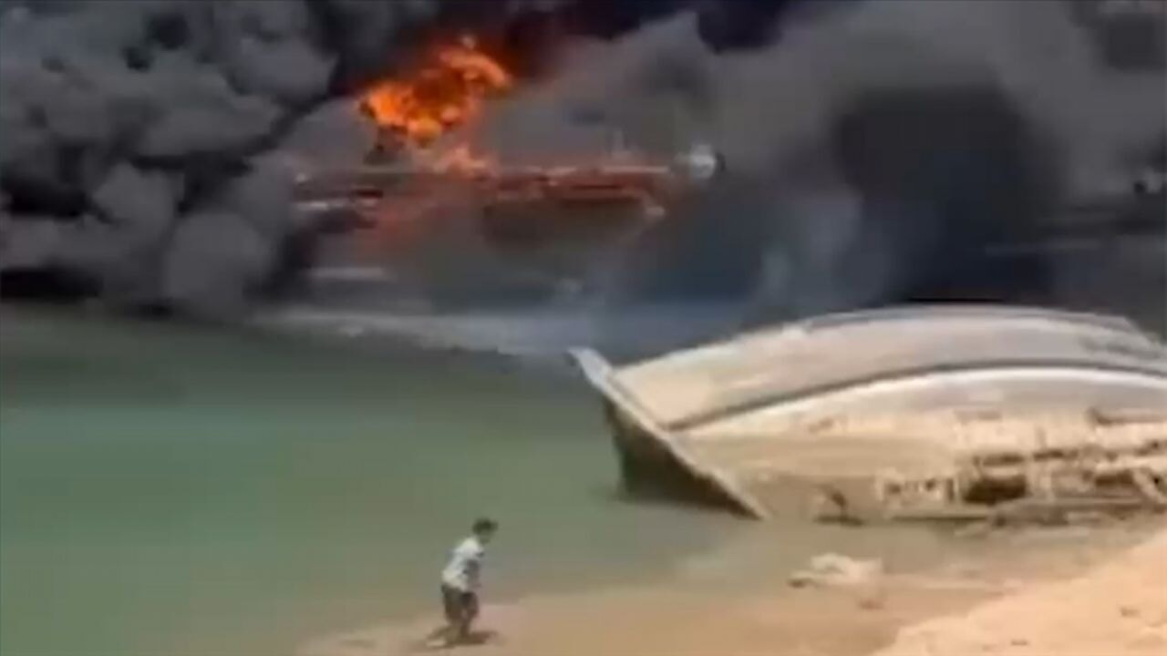 Sabotaj mı kaza mı? İran'da bu defa tekneler yandı