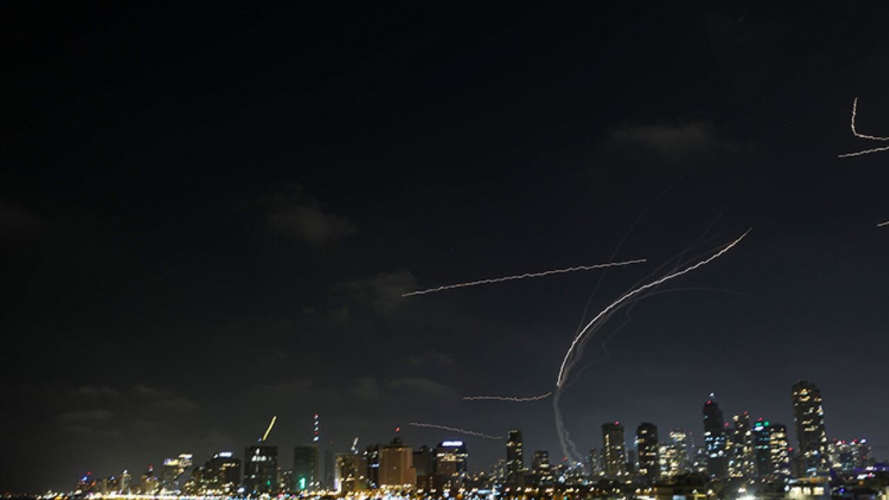 İran'dan İsrail'e 'Sadık Vaad-3' Operasyonu!.. Demir Kubbe yetmedi, Tel Aviv vuruldu