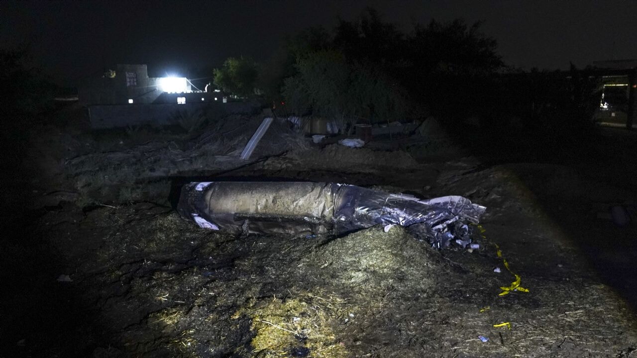 İran'ın İsrail'e fırlattığı füze Irak'a düştü