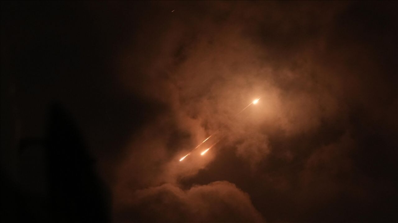 İsrail'de büyük panik: İran saldırıları sonrası binlerce kişi evsiz kaldı