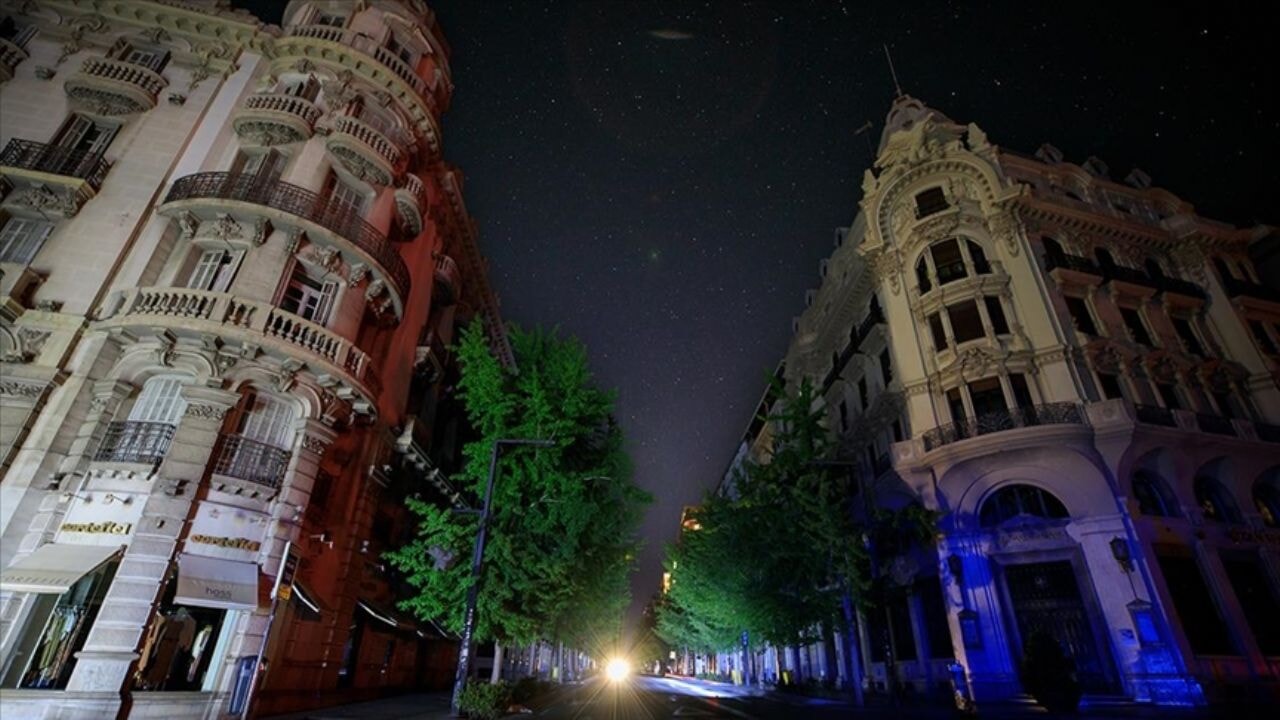 İspanya'daki genel elektrik kesintisinin sebepleri açıklandı