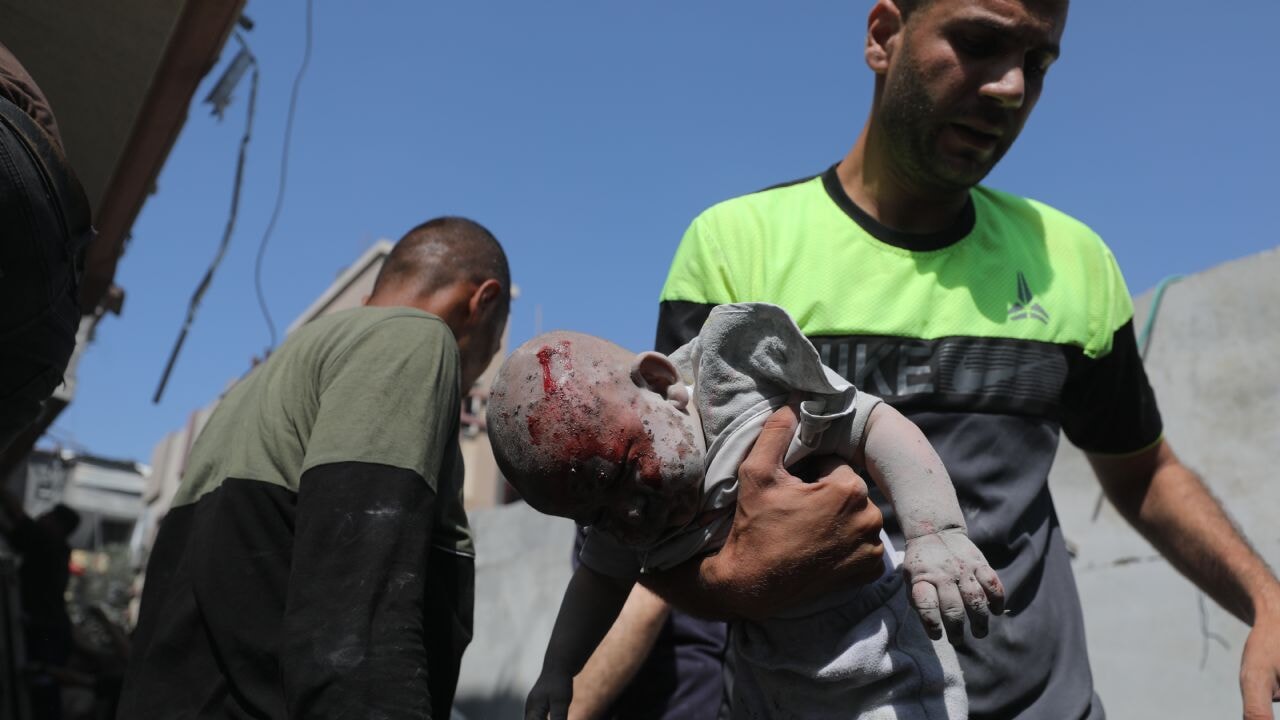 İsrail, Gazze'de 32 Filistinliyi daha öldürdü!