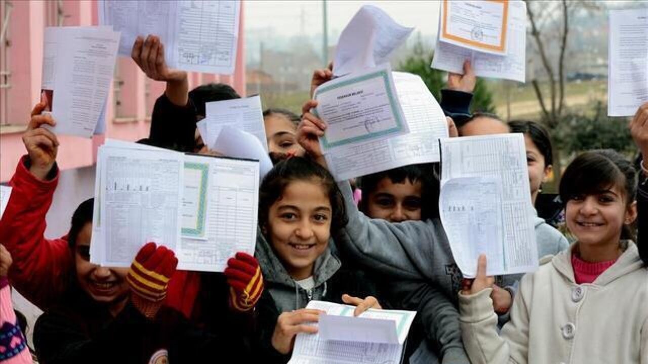 Karneler saat kaçta verilecek? 20 Haziran 2025 karne günü detayları