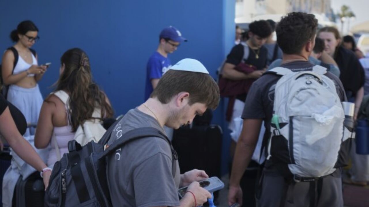 İsrail, Güney Kıbrıs'a döküldü: 'En kötü ihtimal suya atlarız'