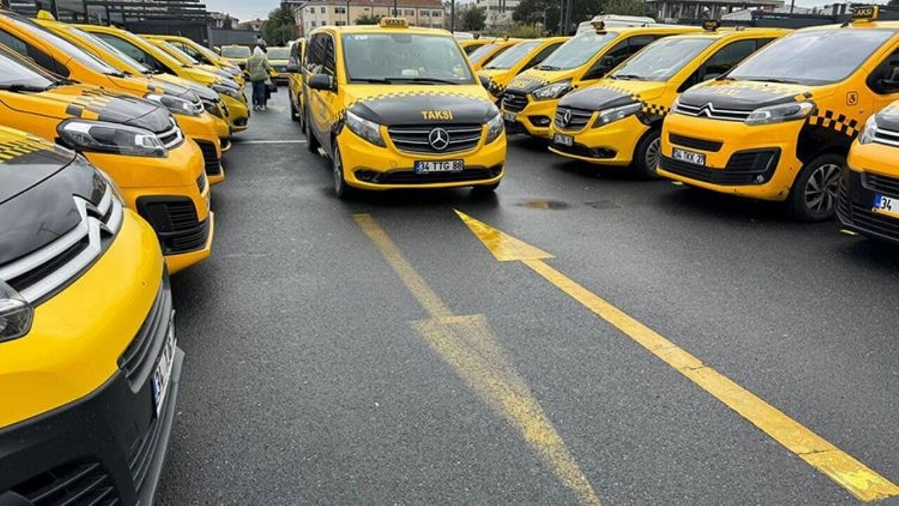 İstanbul'da 717 8+1 taksi kararı