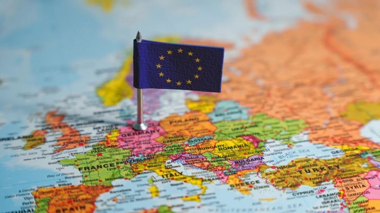 Romanya Vatandaşlığı: Türkler için AB Pasaportuna Giden En Kolay Yol