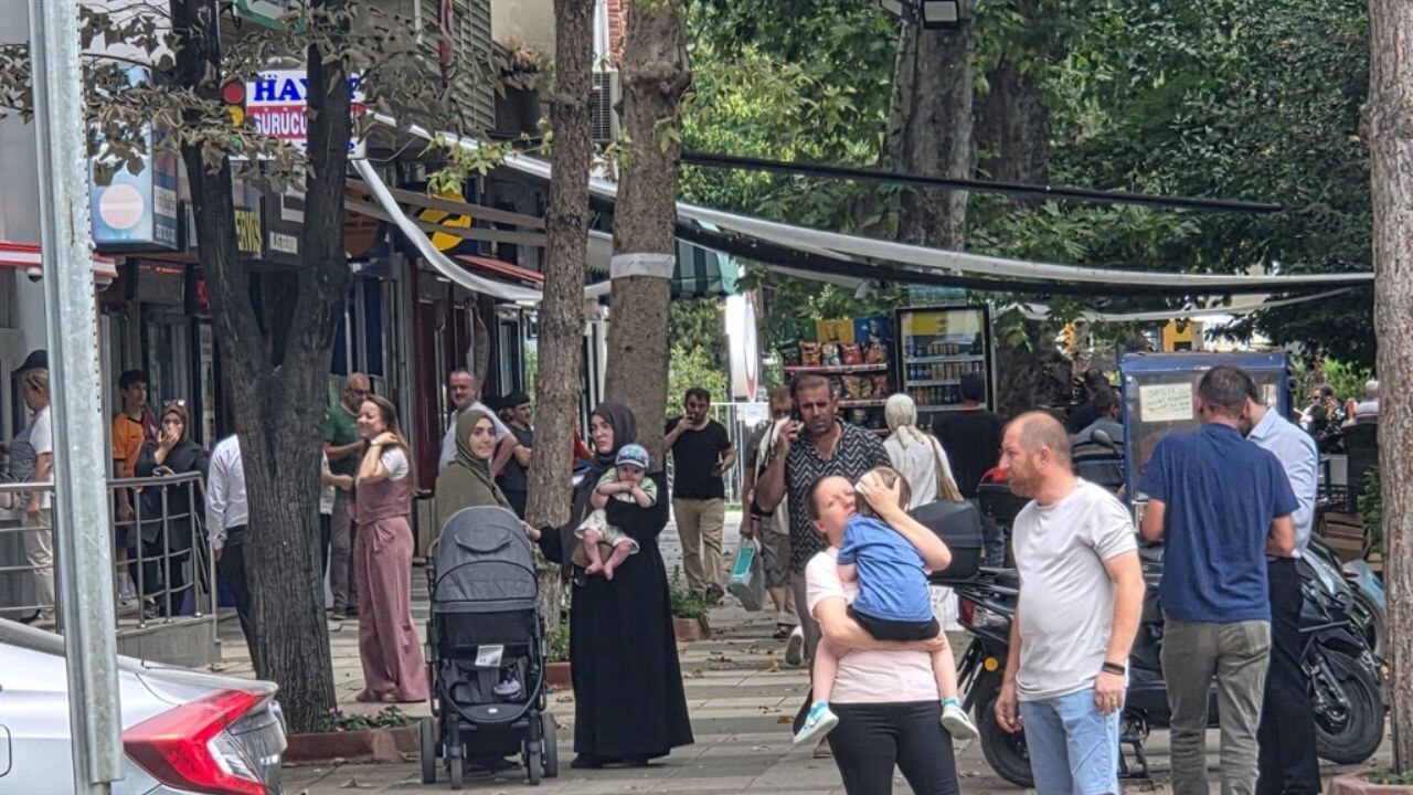 Bursa sallandı! Deprem çevre illerde de hissedildi