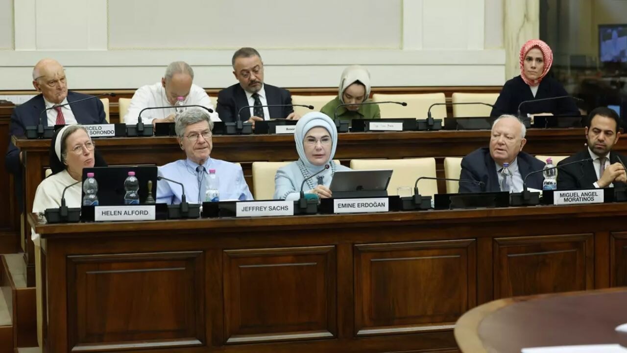 Emine Erdoğan Vatikan'da küresel adalet için konuştu