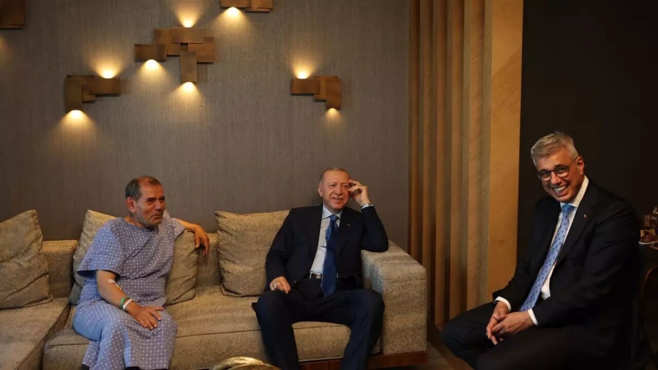 Erdoğan'dan Galatasaray Başkanı Özbek'e geçmiş olsun ziyareti