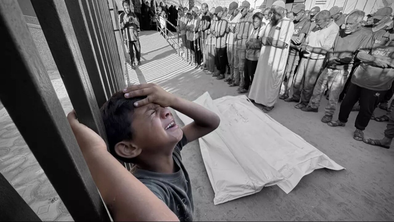 İsrail Han Yunus'ta sivillerin bulunduğu çadırları vurdu, 4 çocuk şehit oldu