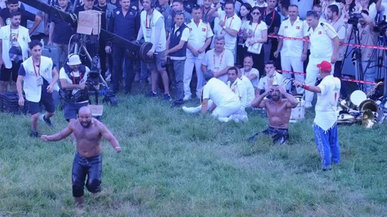 Orhan Okulu 664. Kırkpınar'da altın kemerin sahibi oldu