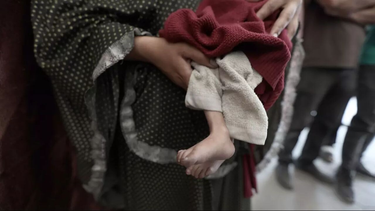 Gazze'de menenjit salgını büyüyor: Sağlık sistemi çöktü