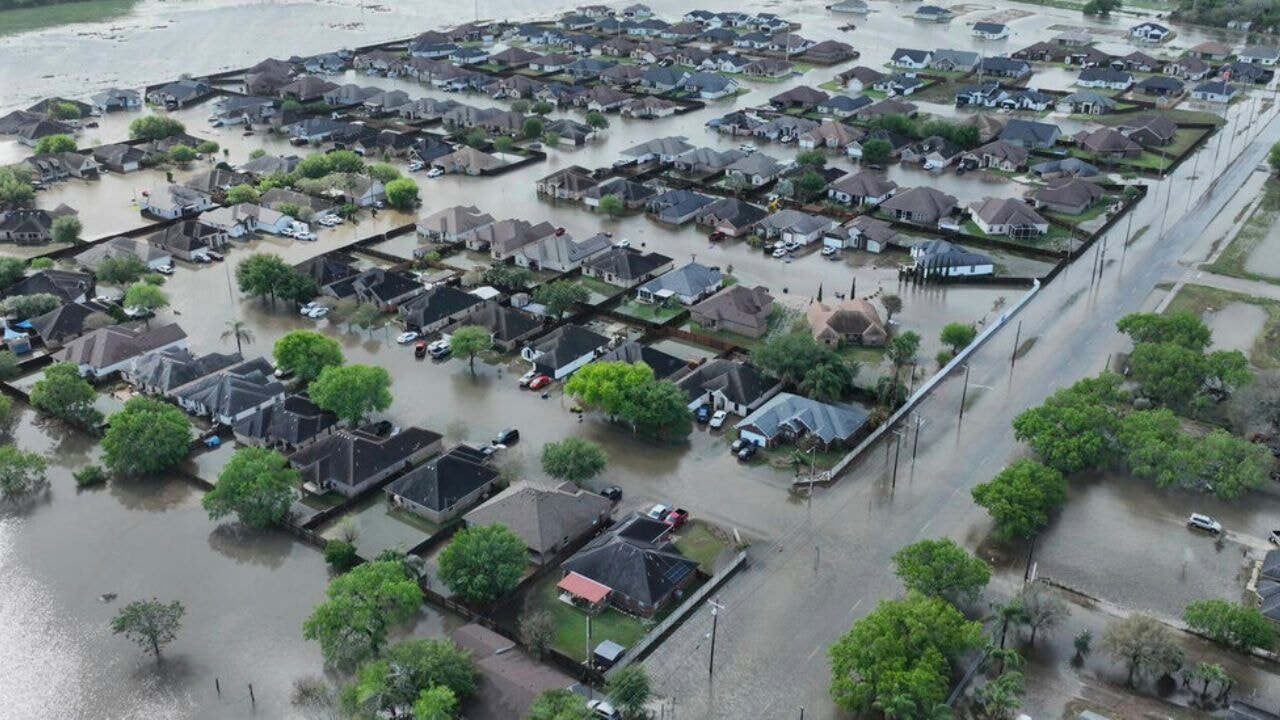 Texas'taki selde can kaybı artıyor, kayıp sayısı bilinmiyor!