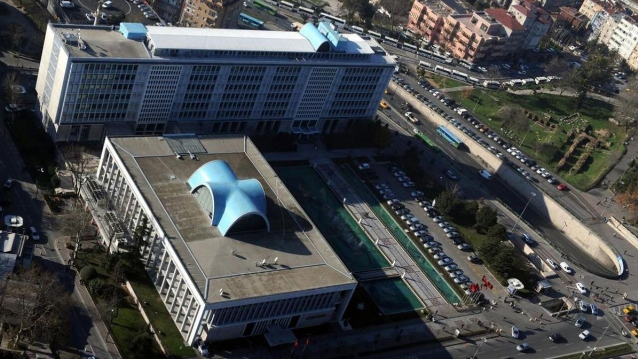 İmamoğlu'nun yolsuzluk davasında şok iddia:  75 daire CHP'lilere dağıtıldı