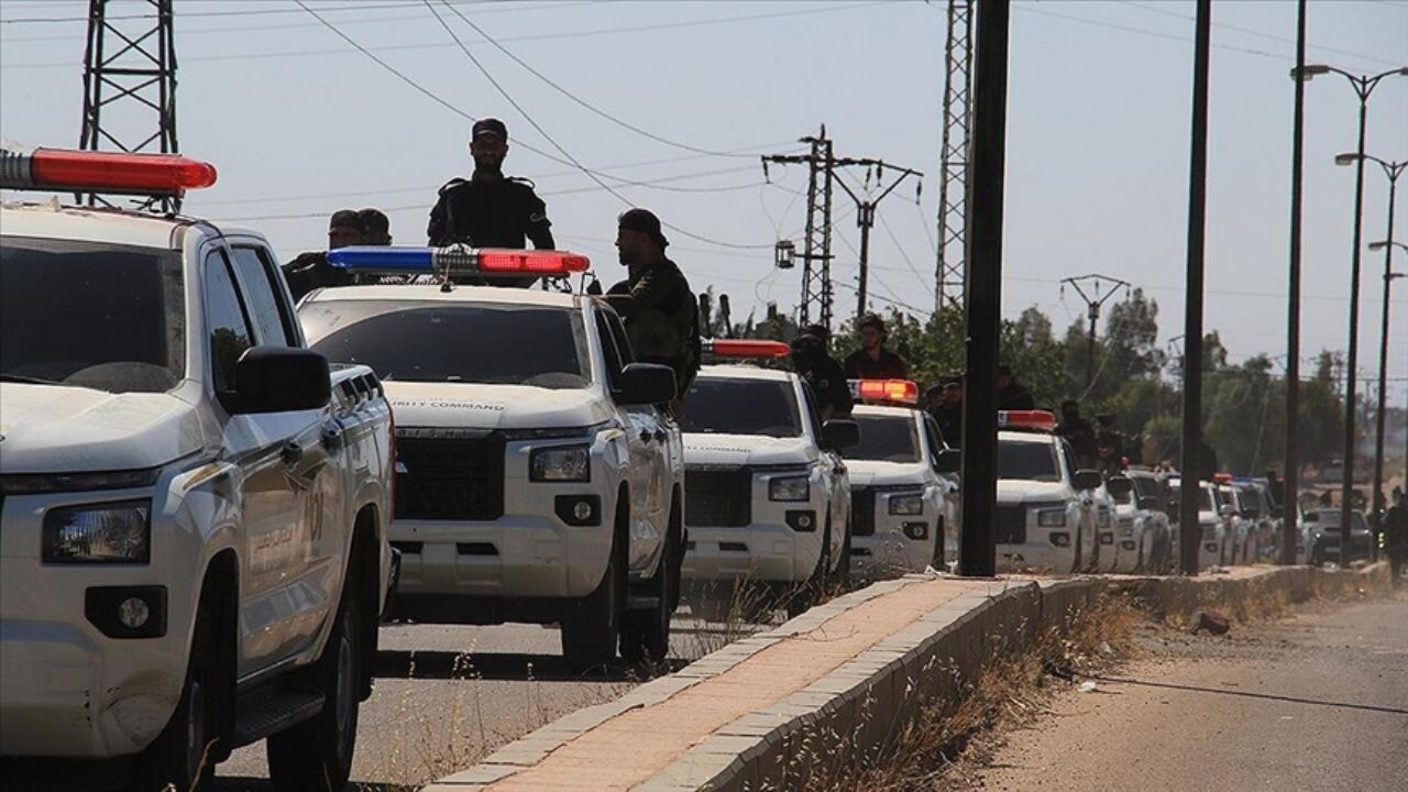 Suriye ordusu Süveyda'ya girdi, 30 ölü, 100 yaralı silahlı gruplar silah bırakıyor