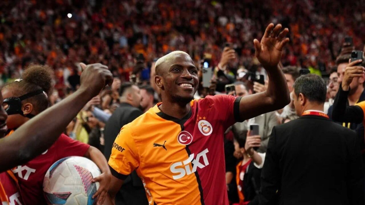 Osimhen transferinde ölüm tehditleri ve yeni talip!