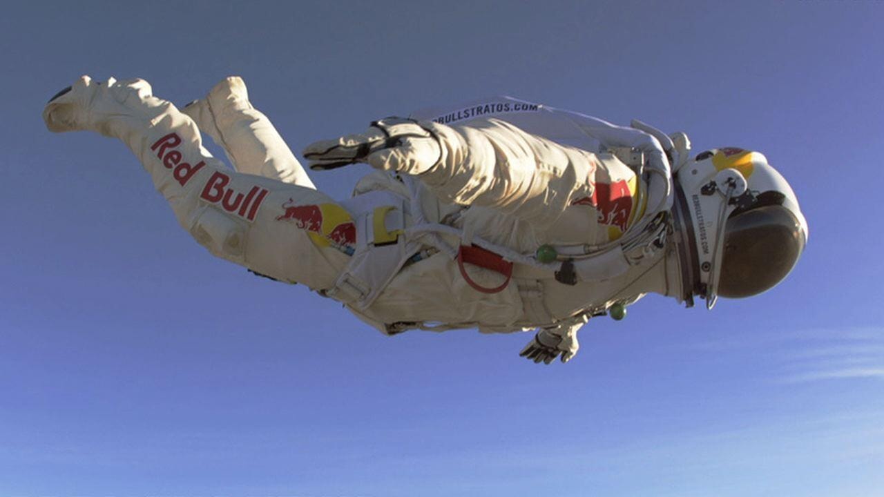 Uzaydan atlamıştı... Yamaç paraşütü kazasında öldü