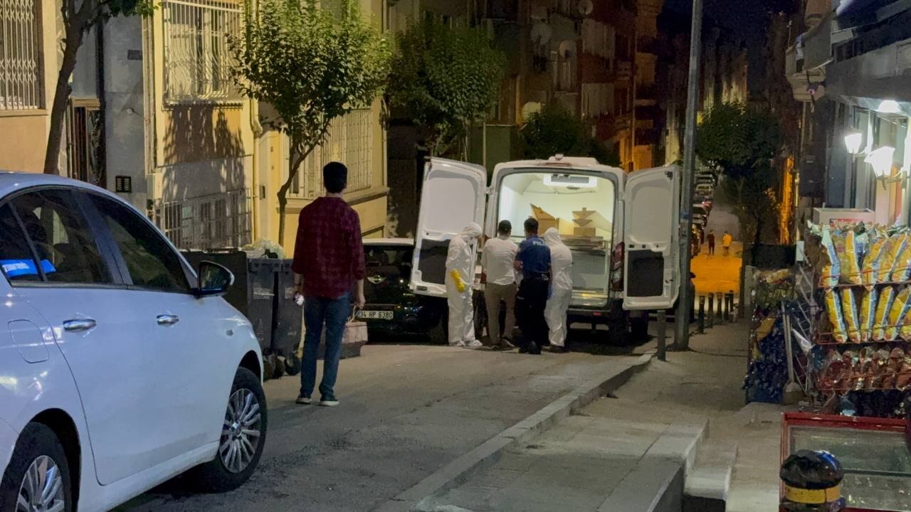 Ekonomi yazarı Nazlı Sarp evinde ölü bulundu