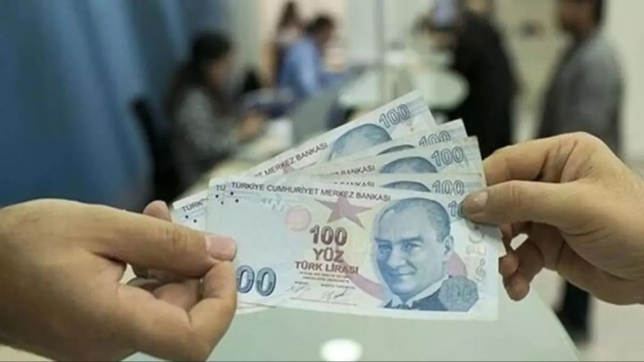 Türk Tarih Kurumu'ndan YKS'de ilk 30 bine girenlere karşılıksız burs