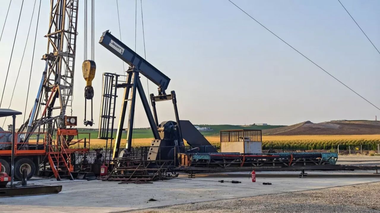 Diyarbakır'da petrol sahasında korkutan yangın