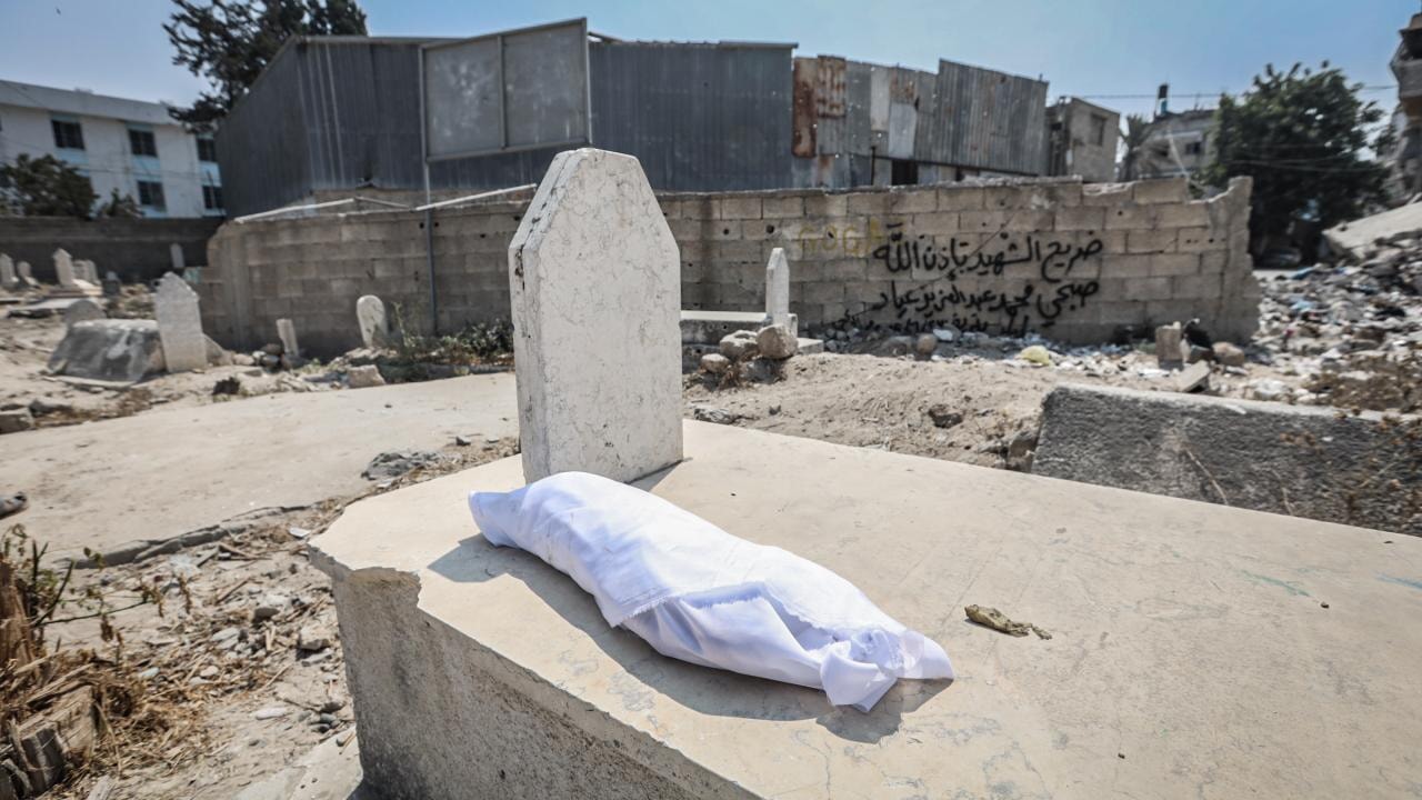 Gazze'de 100 bin bebek birden ölecek!