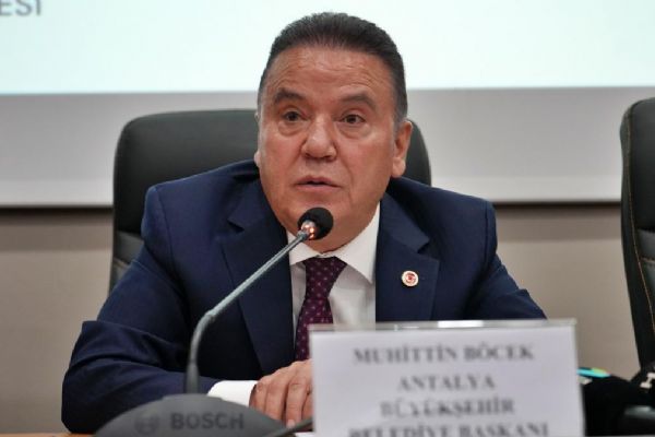 Tutuklanan Muhittin Böcek'in gelini gözaltına alındı