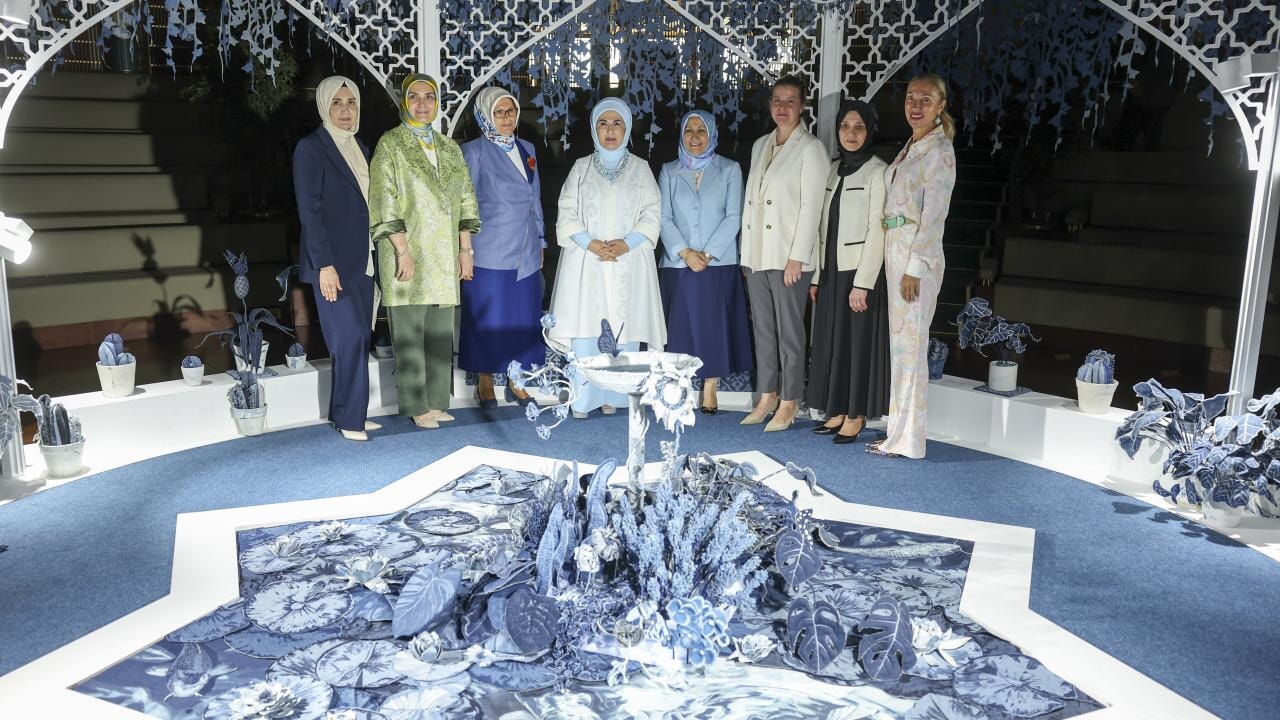 Emine Erdoğan, 'Bahçedeki Sırlar' sergisinin açılışını yaptı