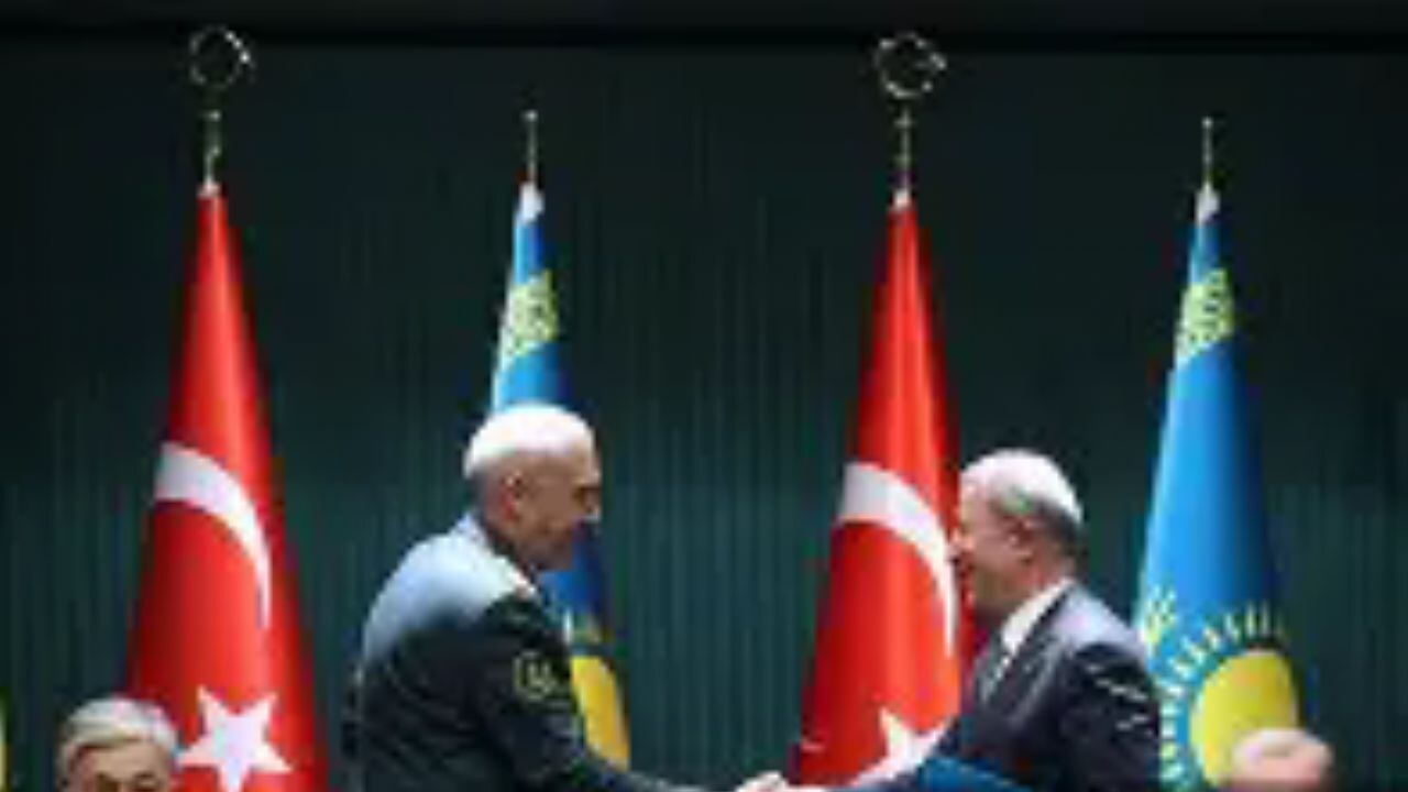 Türkiye ile Kazakistan arasında 20 anlaşma imzalandı