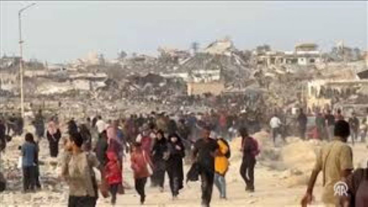 İsrail ordusu Gazze'de Zikim Sınır Kapısı yakınlarında yardım bekleyen Filistinlilere ateş açtı