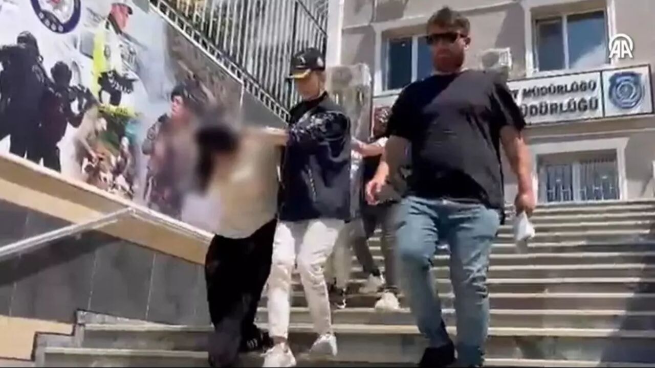 Bakıcıdan filmleri aratmayan döviz ve altın soygunu