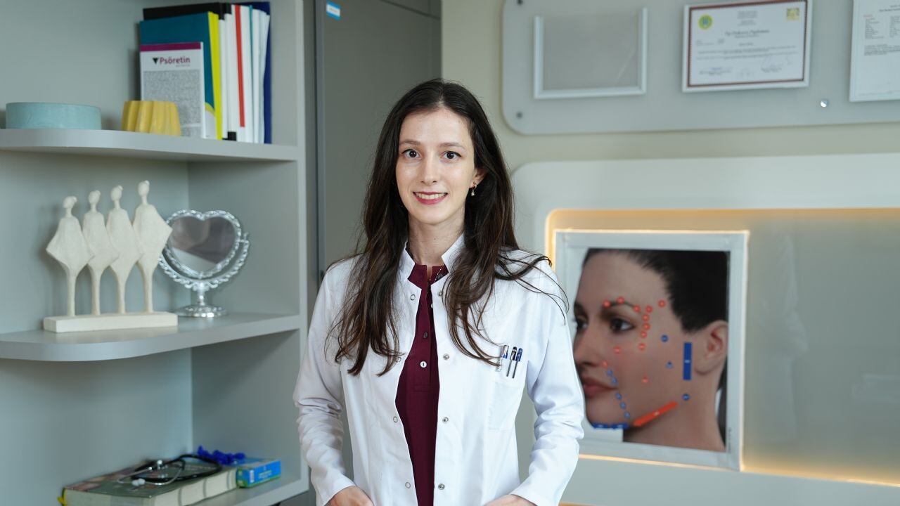 Cildiniz mavi ışık tehdidi altında