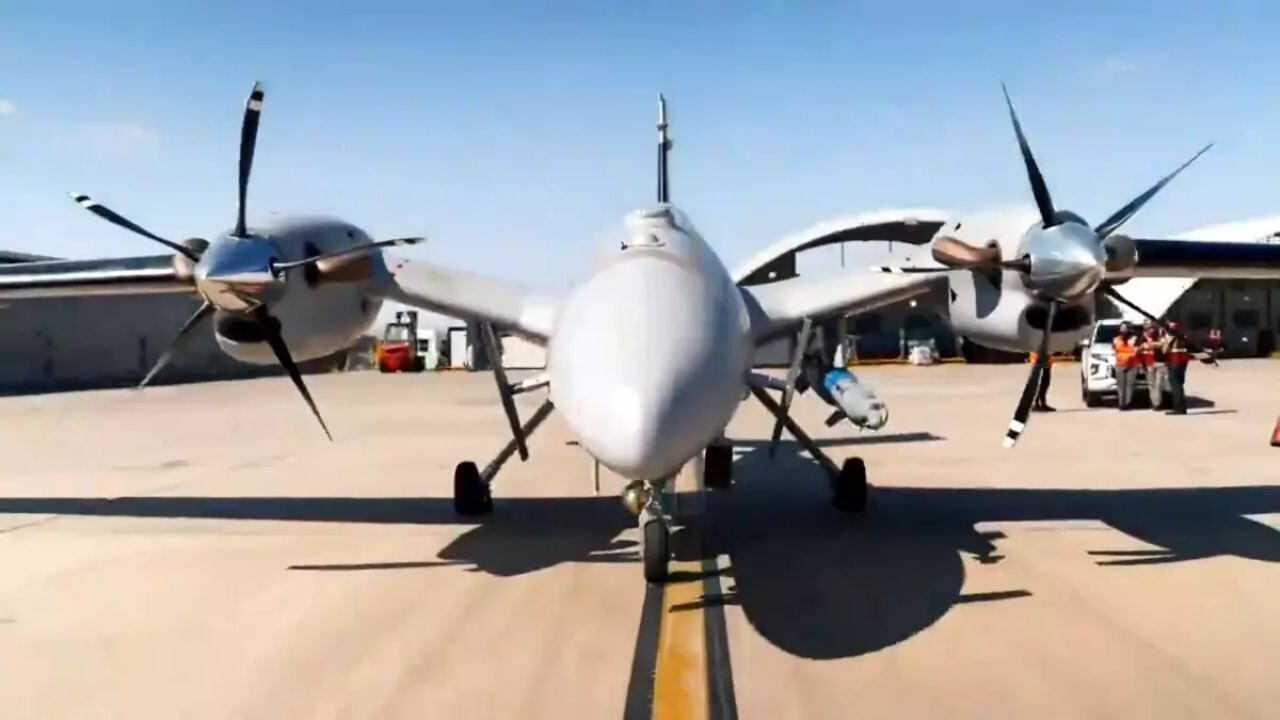 AKINCI'dan LGK-82 ile hedefe tam isabet