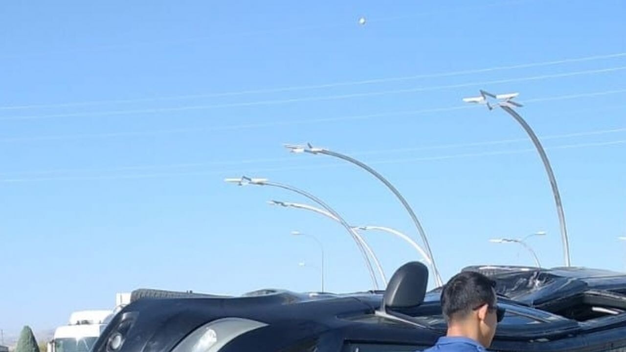 Rus turistleri taşıyan minibüs Karaman'da kaza yaptı