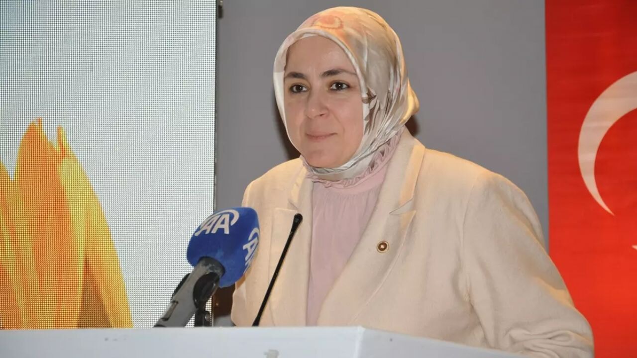 AK Parti'den Terörsüz Türkiye için kapı kapı mektup seferi